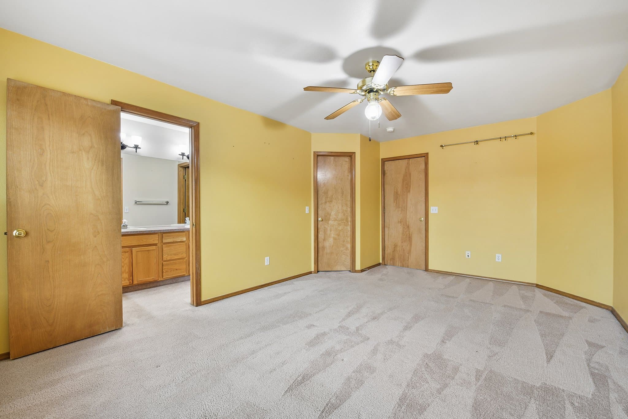 Monument House: 15647 Split Creek Dr