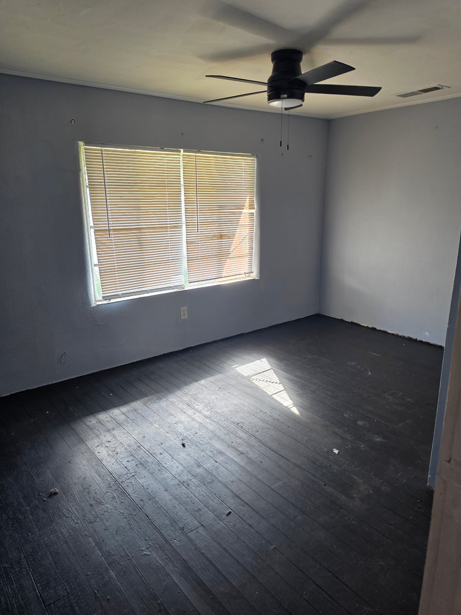Zephyrhills House: 3927 Old Crystal Springs Rd