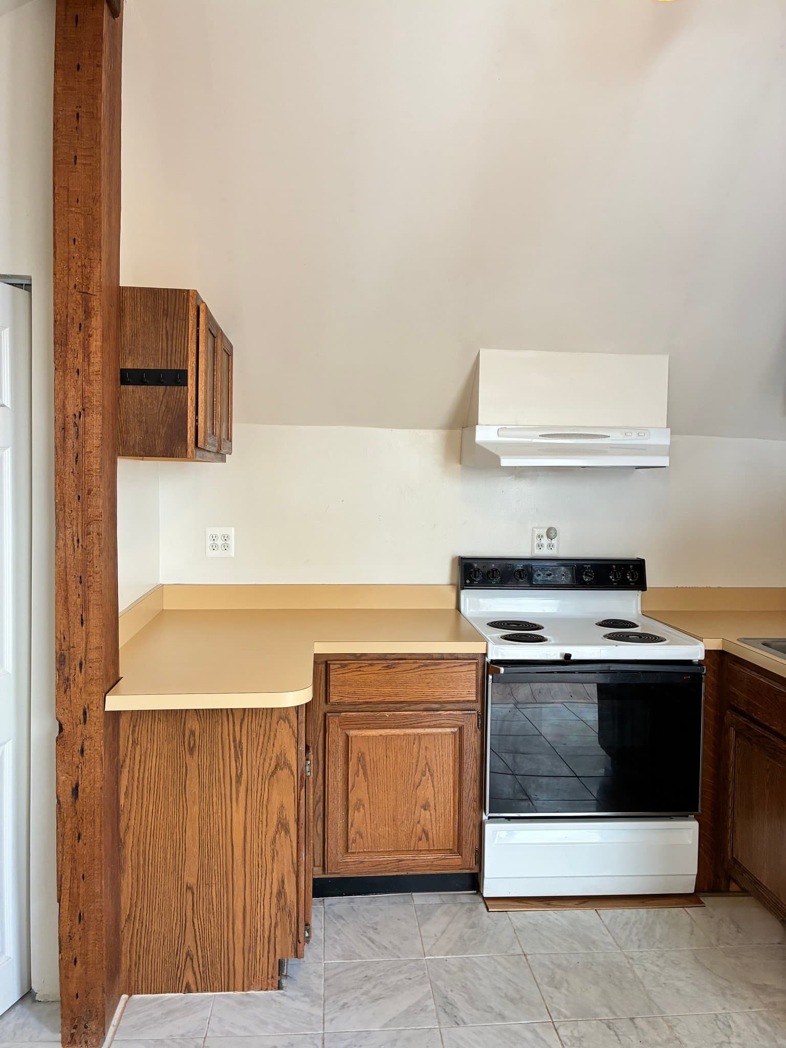 Glenelg Apartment: 14935 Triadelphia Rd