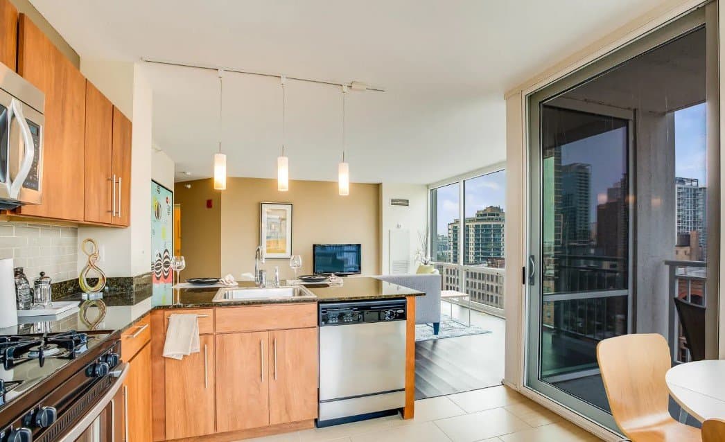 Chicago Condo: 232 West Ontario Street