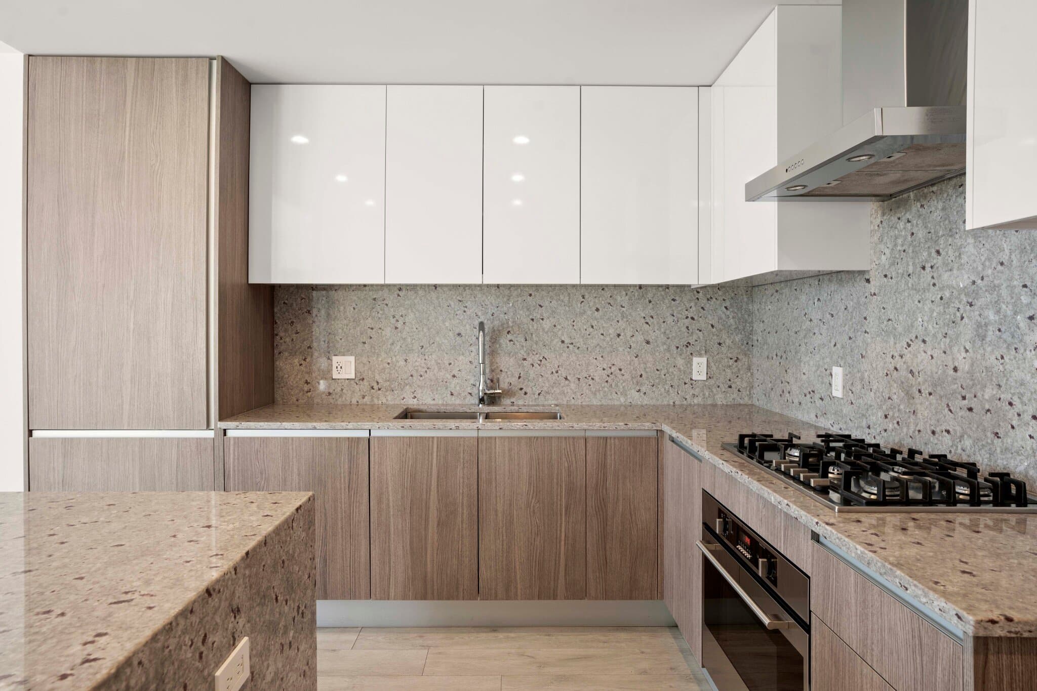 Chicago Condo: 1059 North Orleans Street