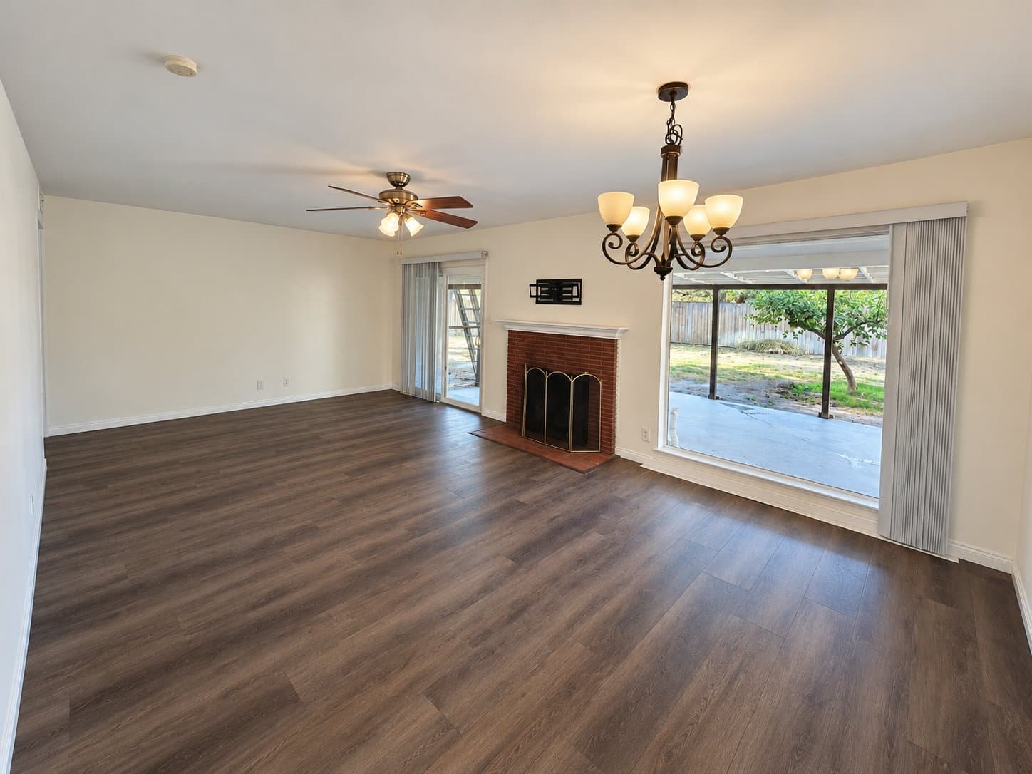 Bakersfield House: 4424 Blomquist Dr