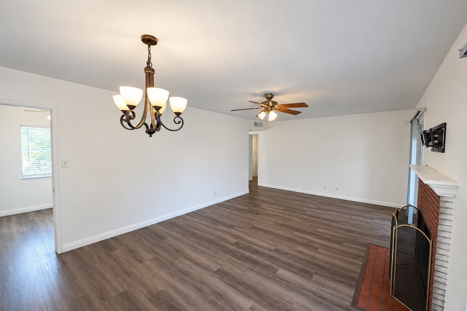 Bakersfield House: 4424 Blomquist Dr