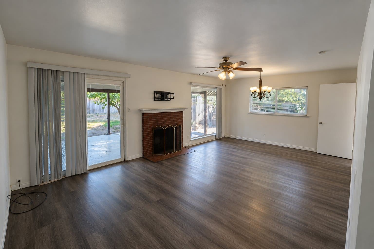 Bakersfield House: 4424 Blomquist Dr