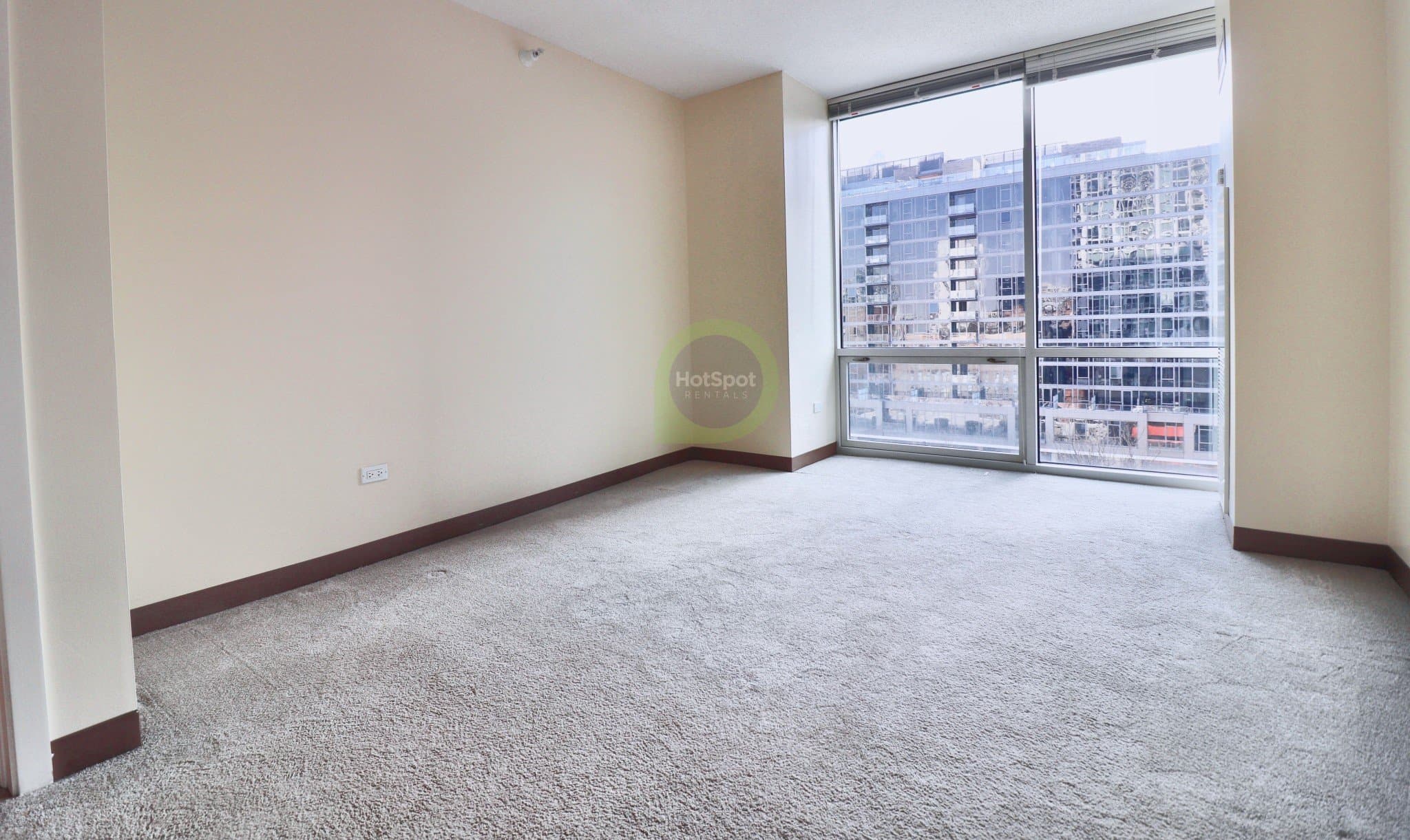 Chicago Condo: 224 W Huron St
