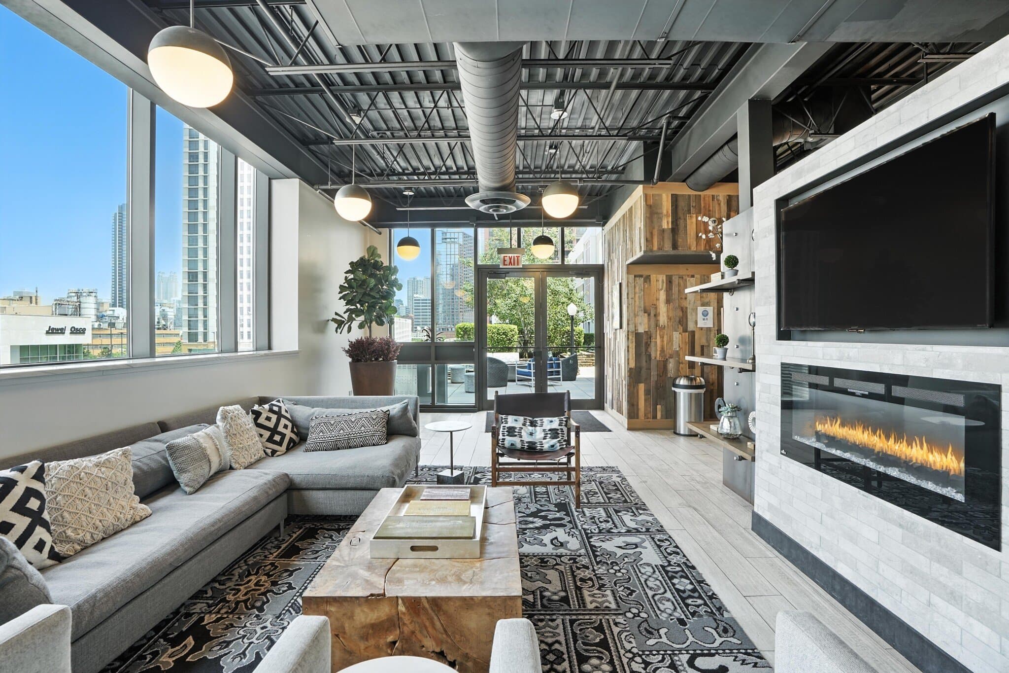 Chicago Condo: 648 West Fulton Market