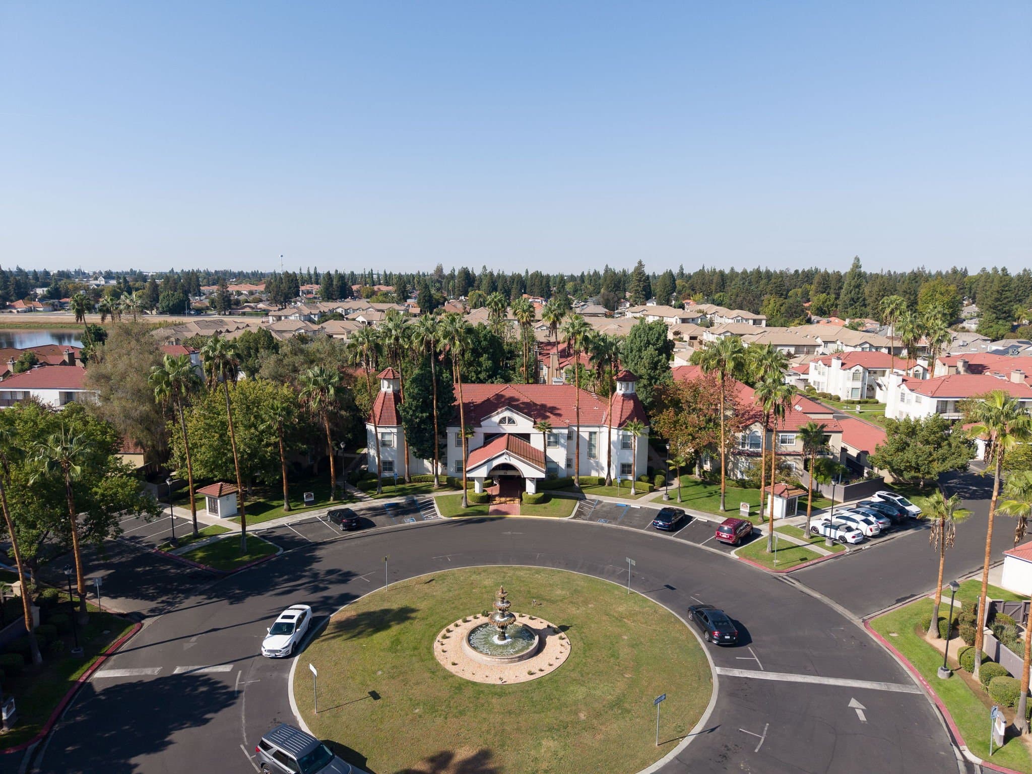 Fresno Single Room: 8153 N Cedar Ave