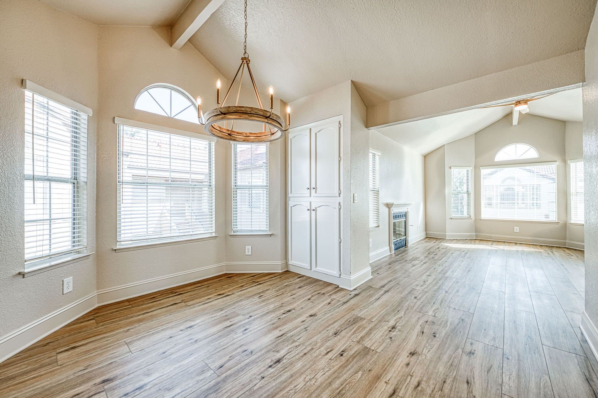 Fresno Single Room: 8153 N Cedar Ave
