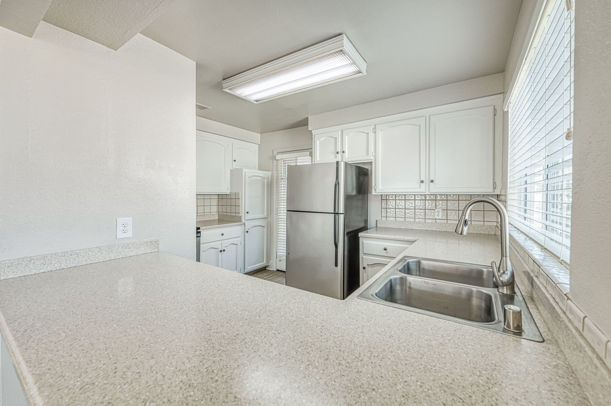 Fresno Single Room: 8153 N Cedar Ave