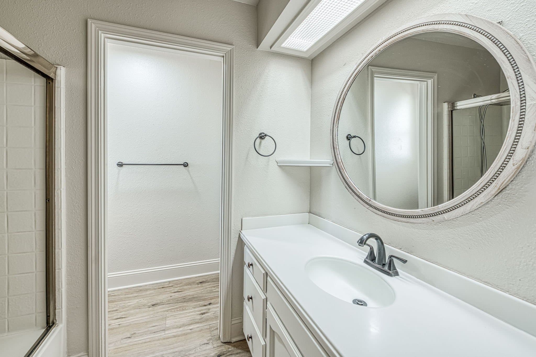 Fresno Single Room: 8153 N Cedar Ave
