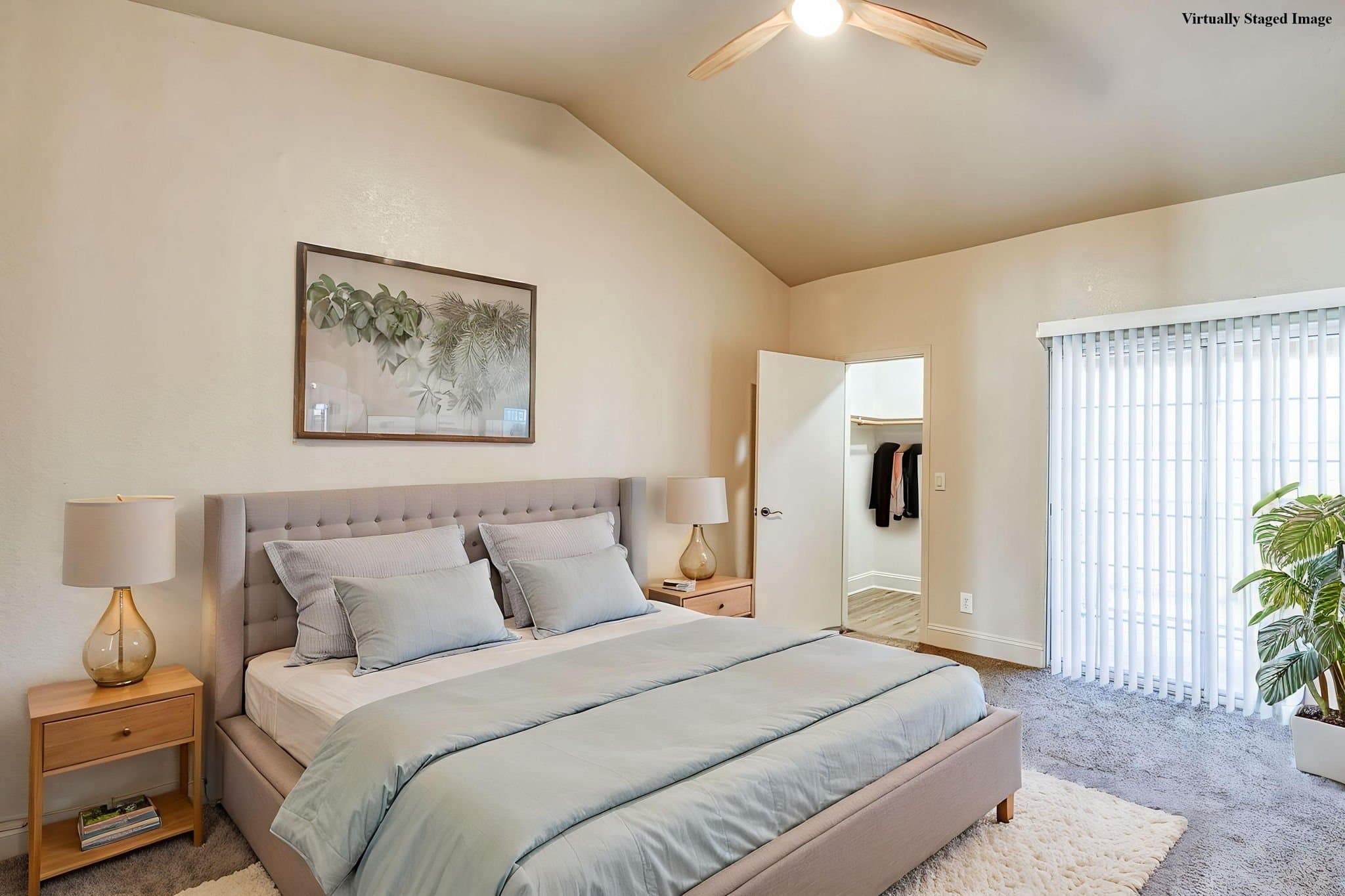 Fresno Single Room: 8153 N Cedar Ave