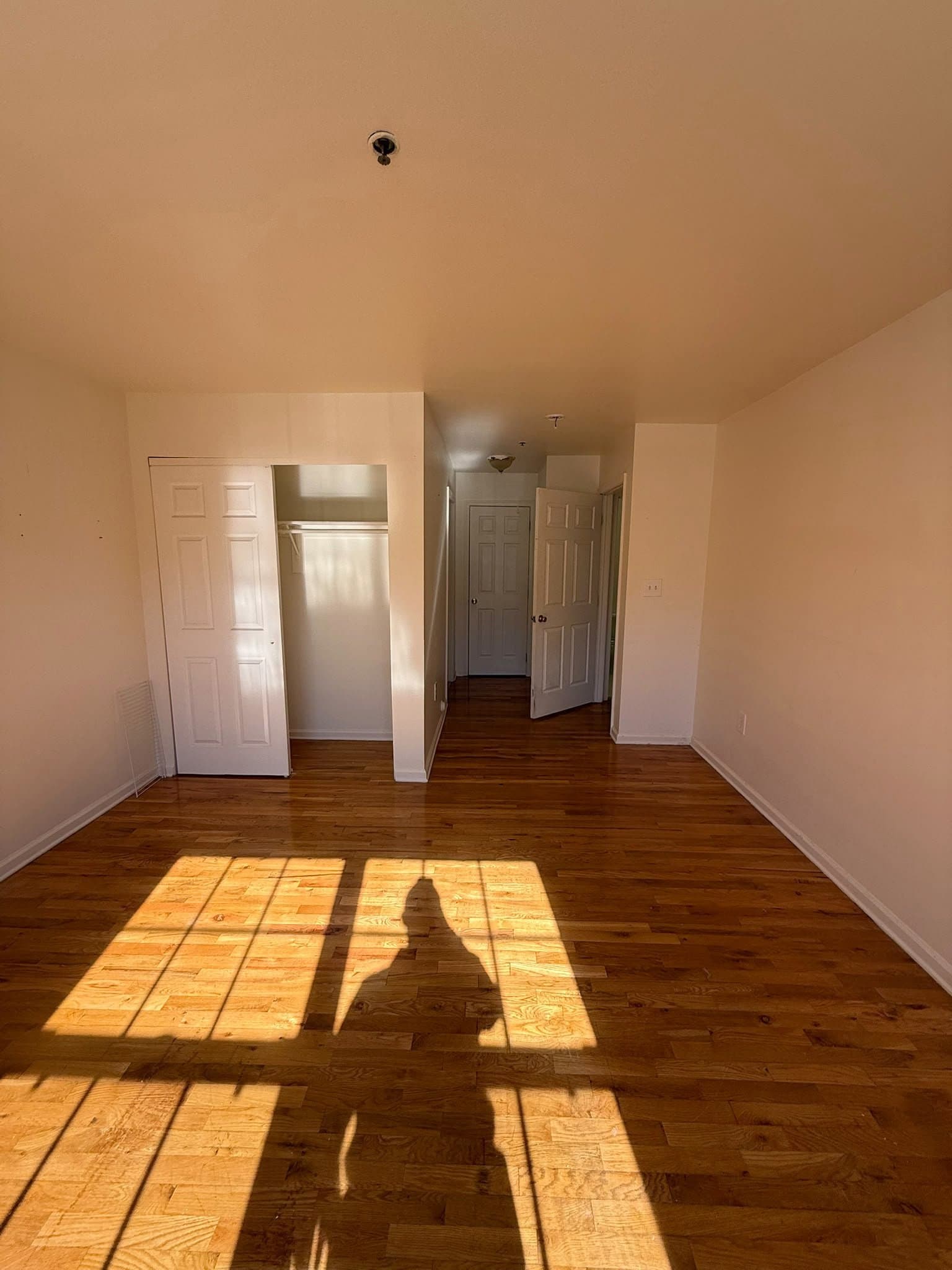 Lakewood Apartment: 910 Ocean Ave