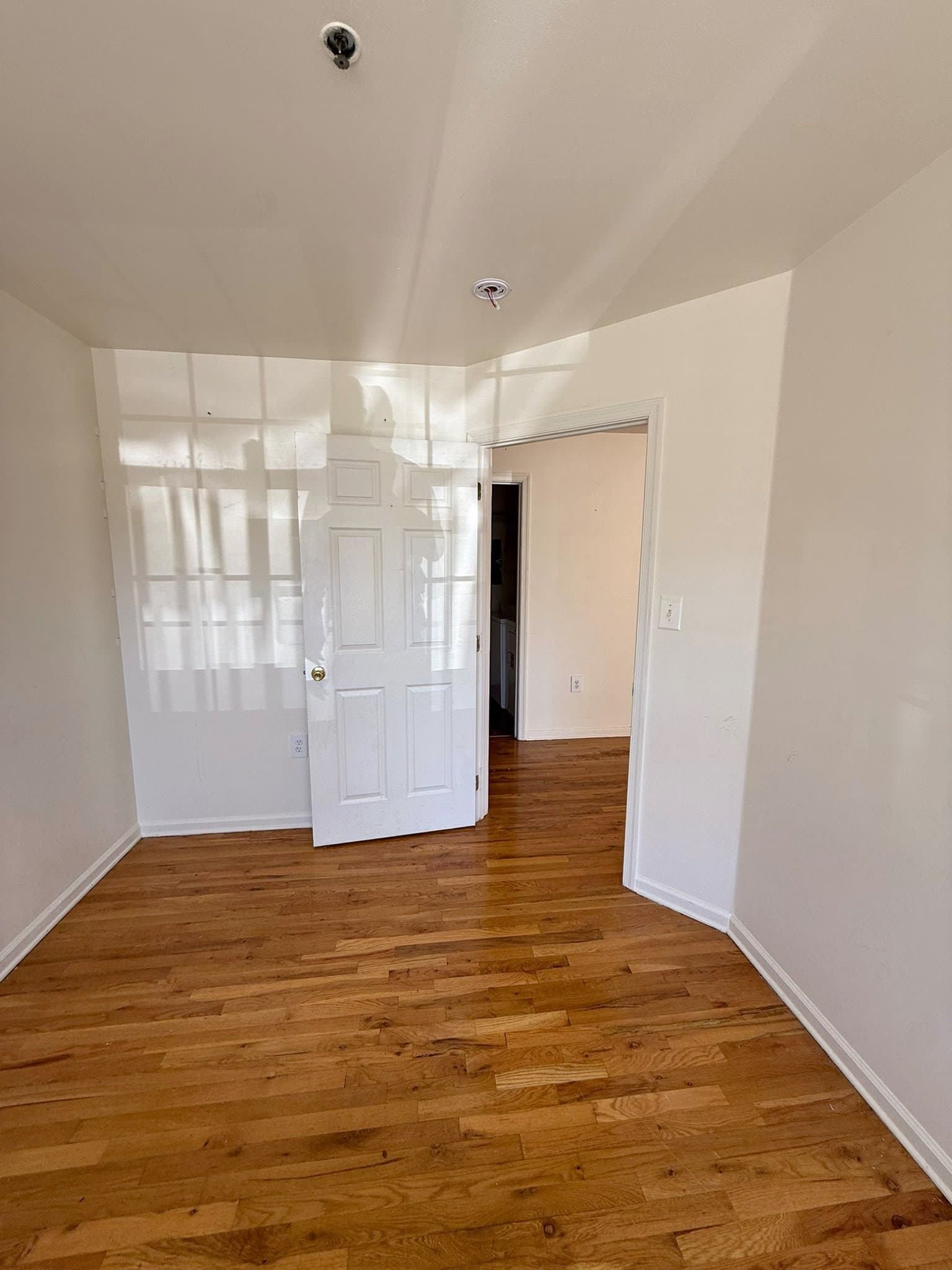 Lakewood Apartment: 910 Ocean Ave