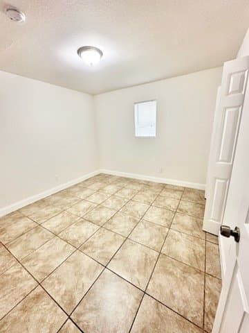 Memphis Apartment: 3236 Millington Rd