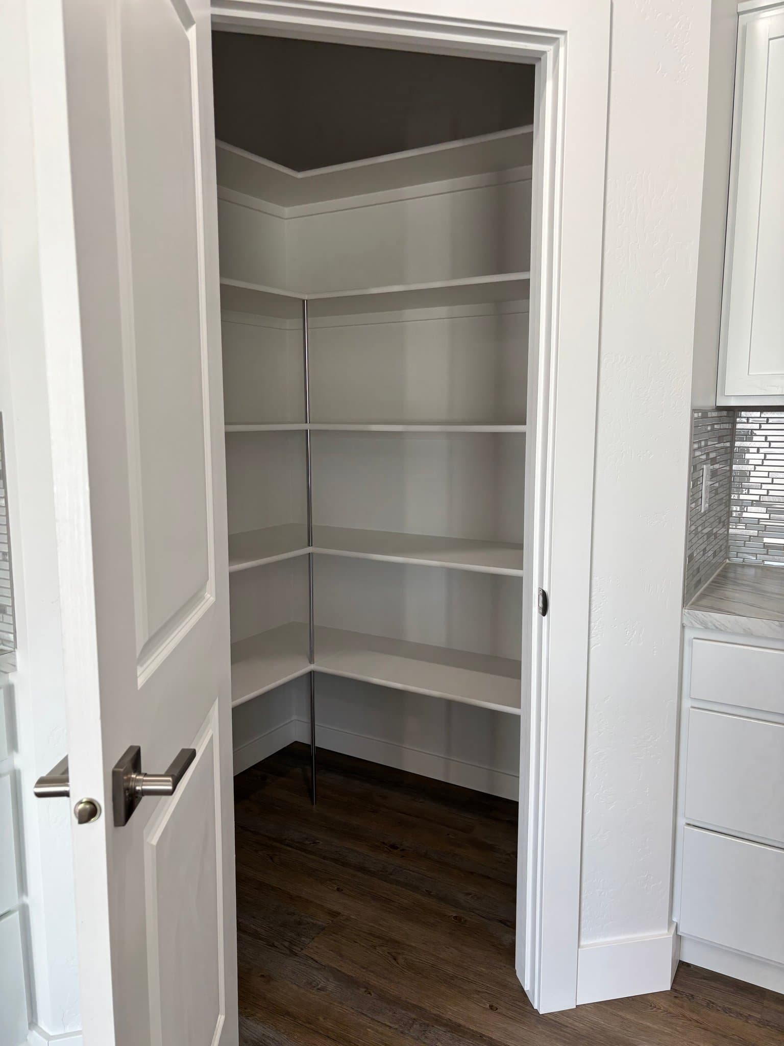 Kimberly House: 717 Cheri Ct