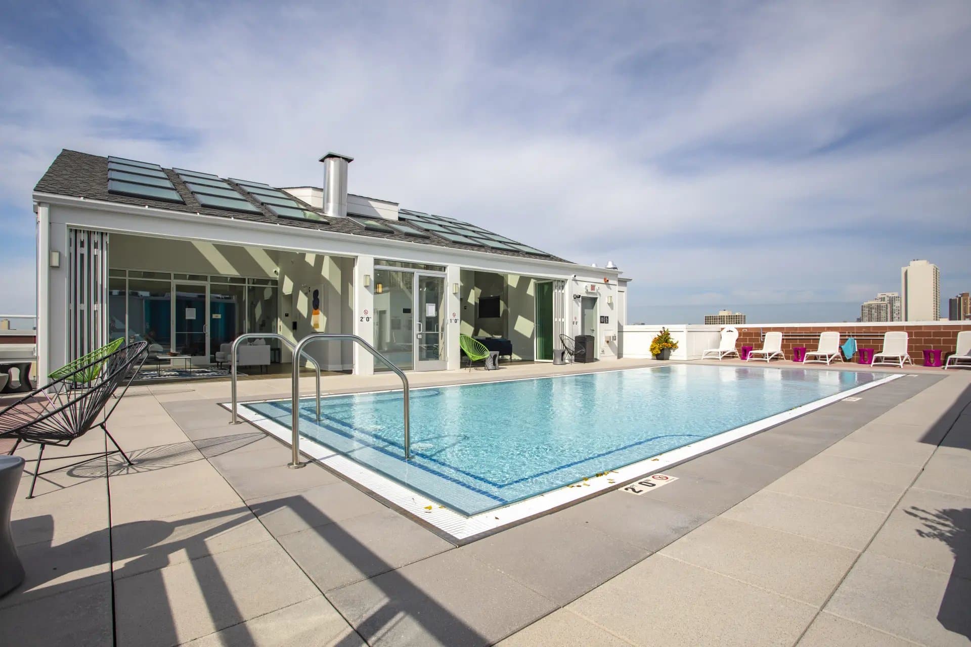 Chicago Condo: 1301 N La Salle Dr