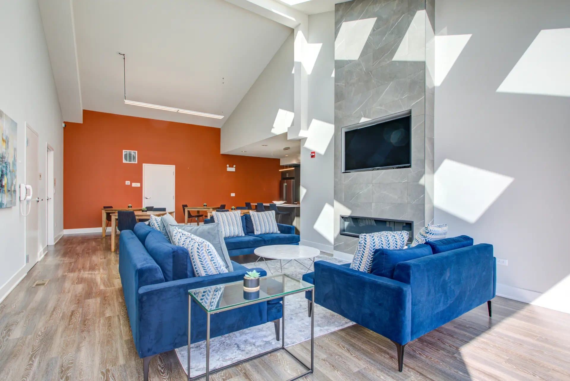 Chicago Condo: 1301 N La Salle Dr