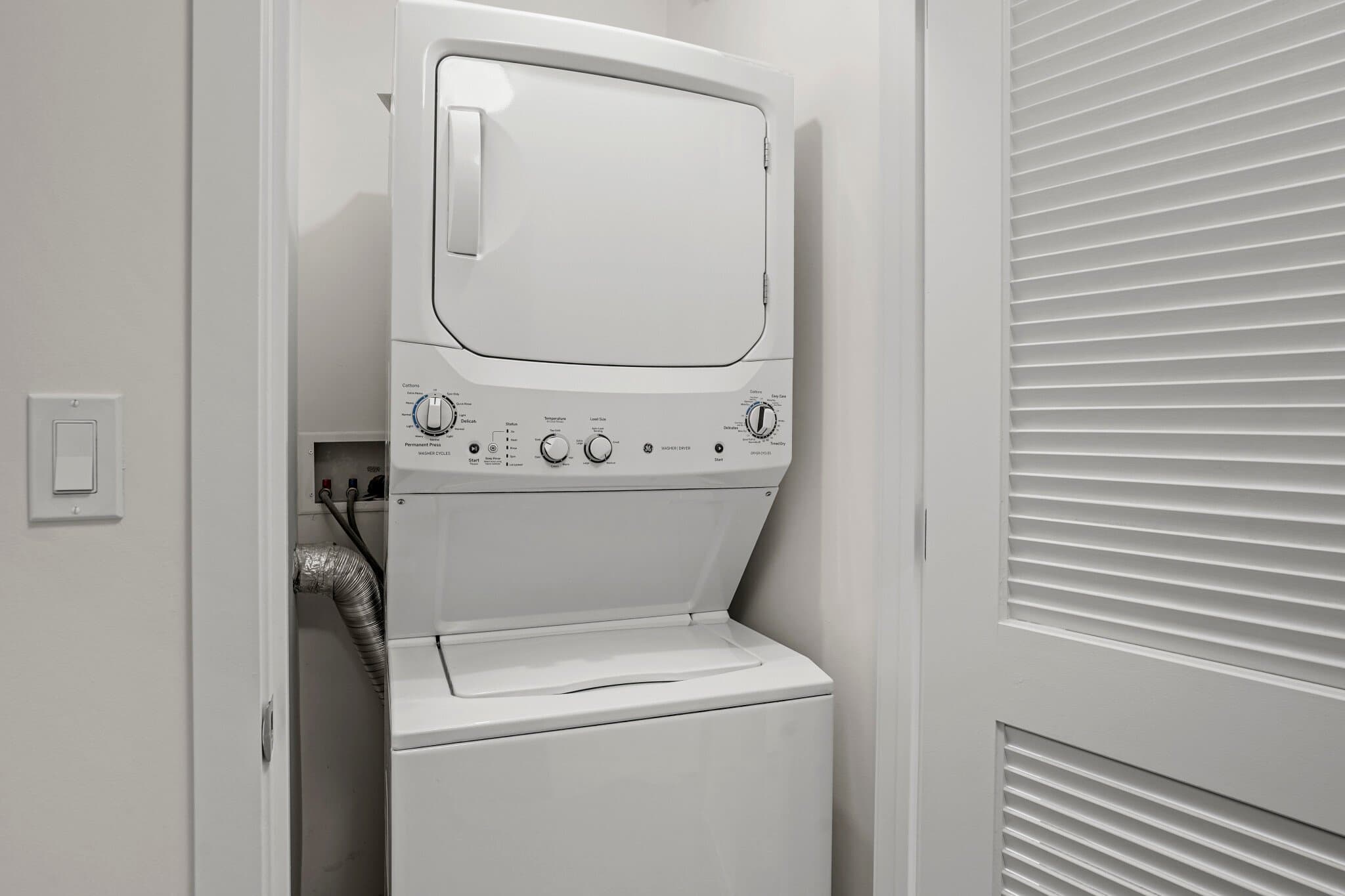 Chicago Condo: 670 N Wells St