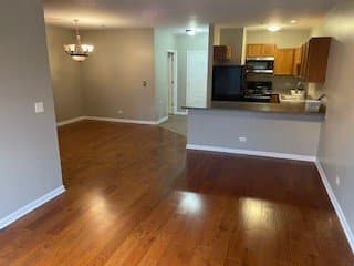 Grayslake Condo: 10 N Lake St