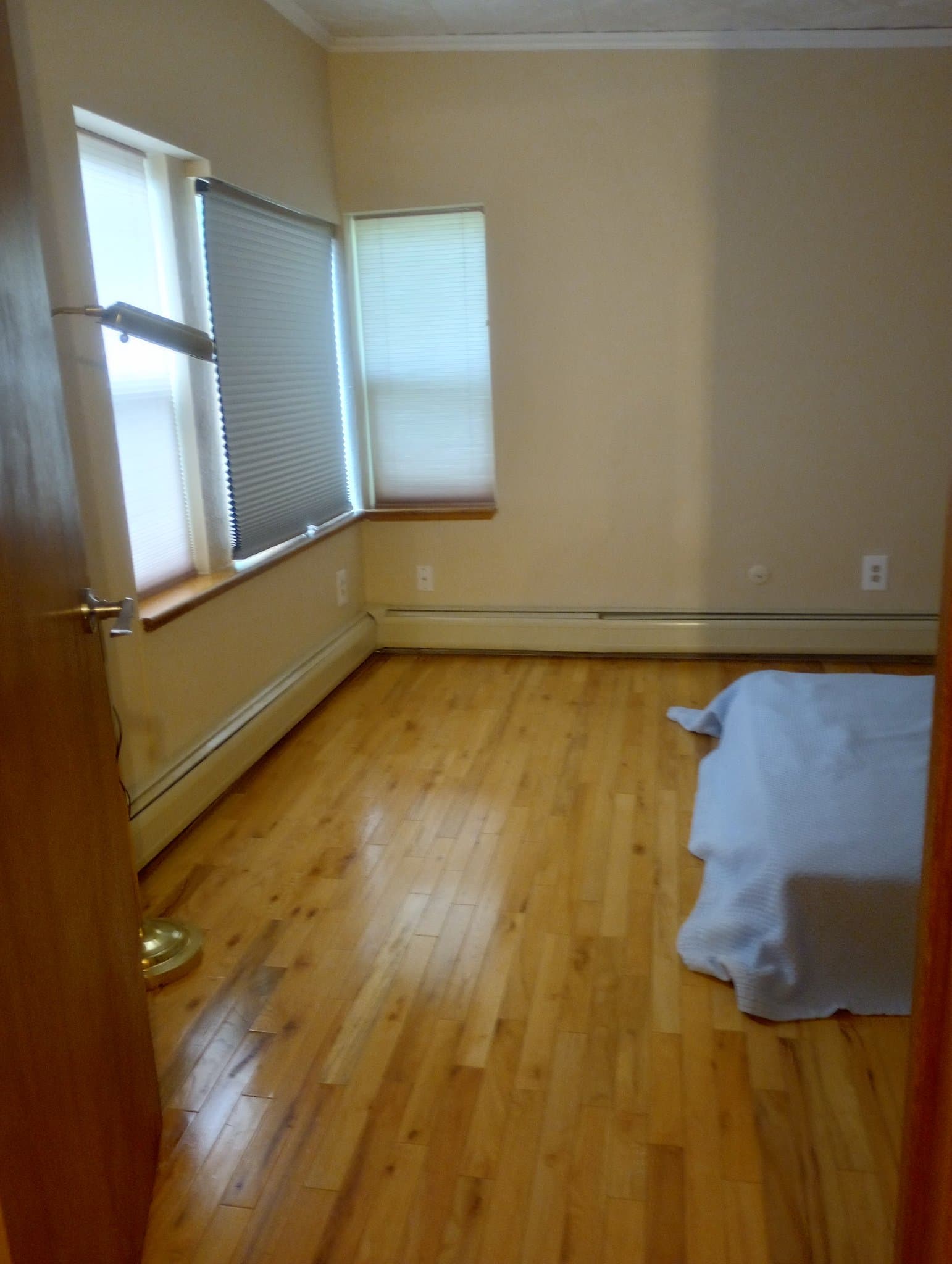 Evergreen Apartment: 28057 Knowles Rd