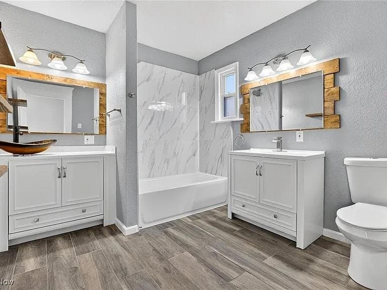 Cleveland Single Room: 2202 E 100th St