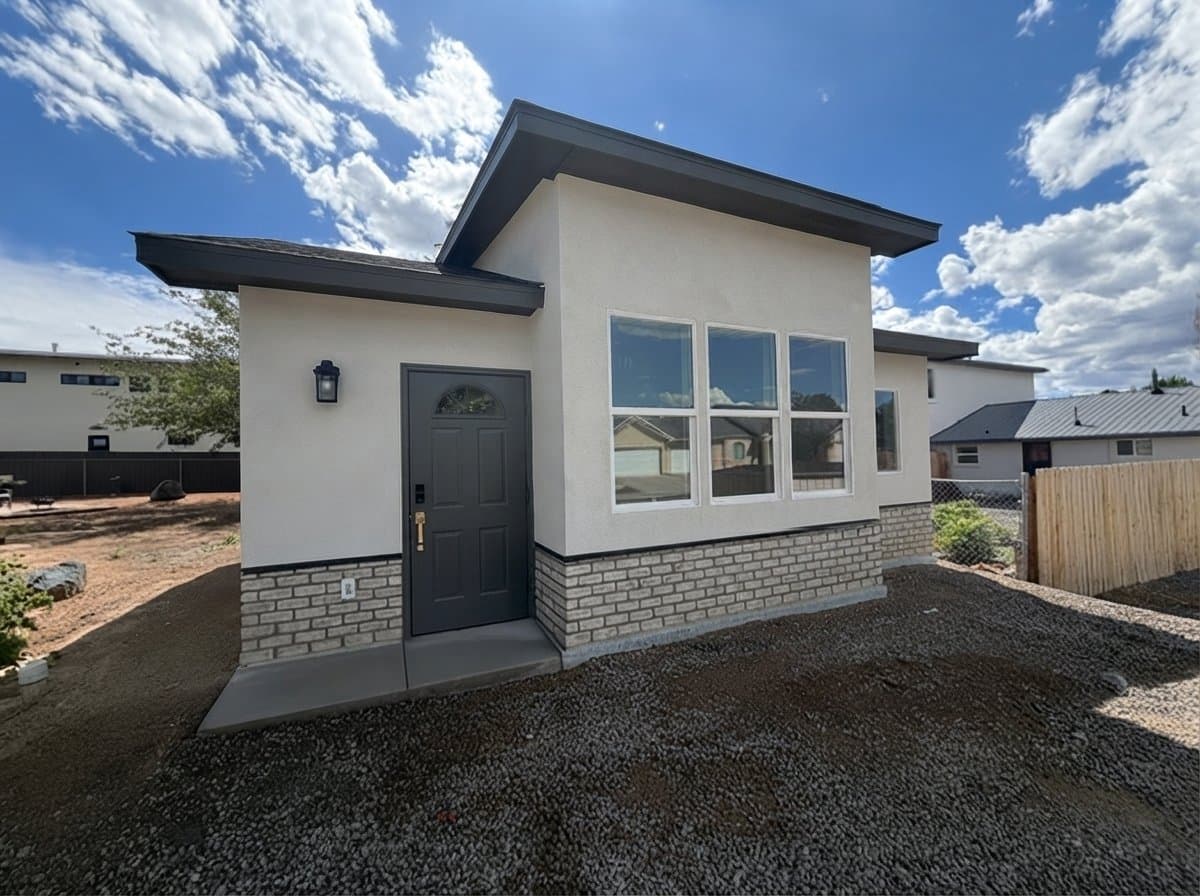 Grand Junctin House: 2715 Marsh Ln.