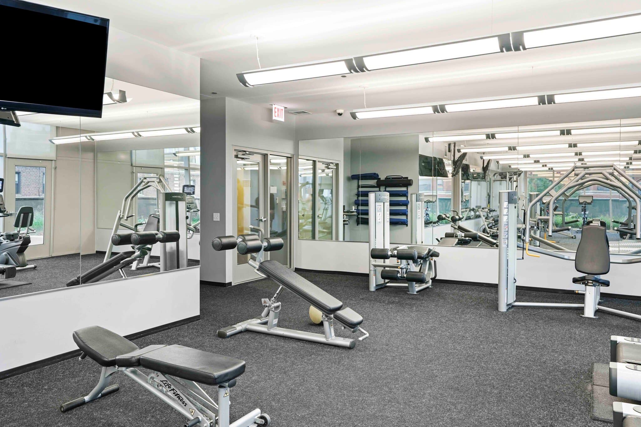 Chicago Condo: 832 West Grace Street