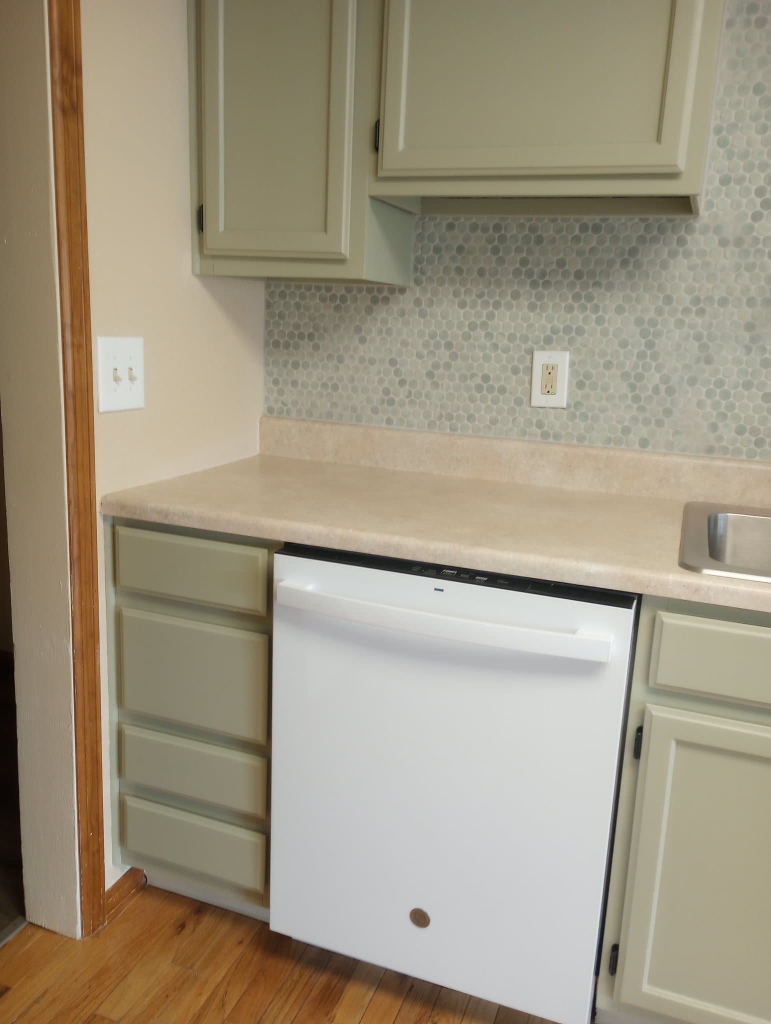 Evergreen Apartment: 28057 Knowles Rd