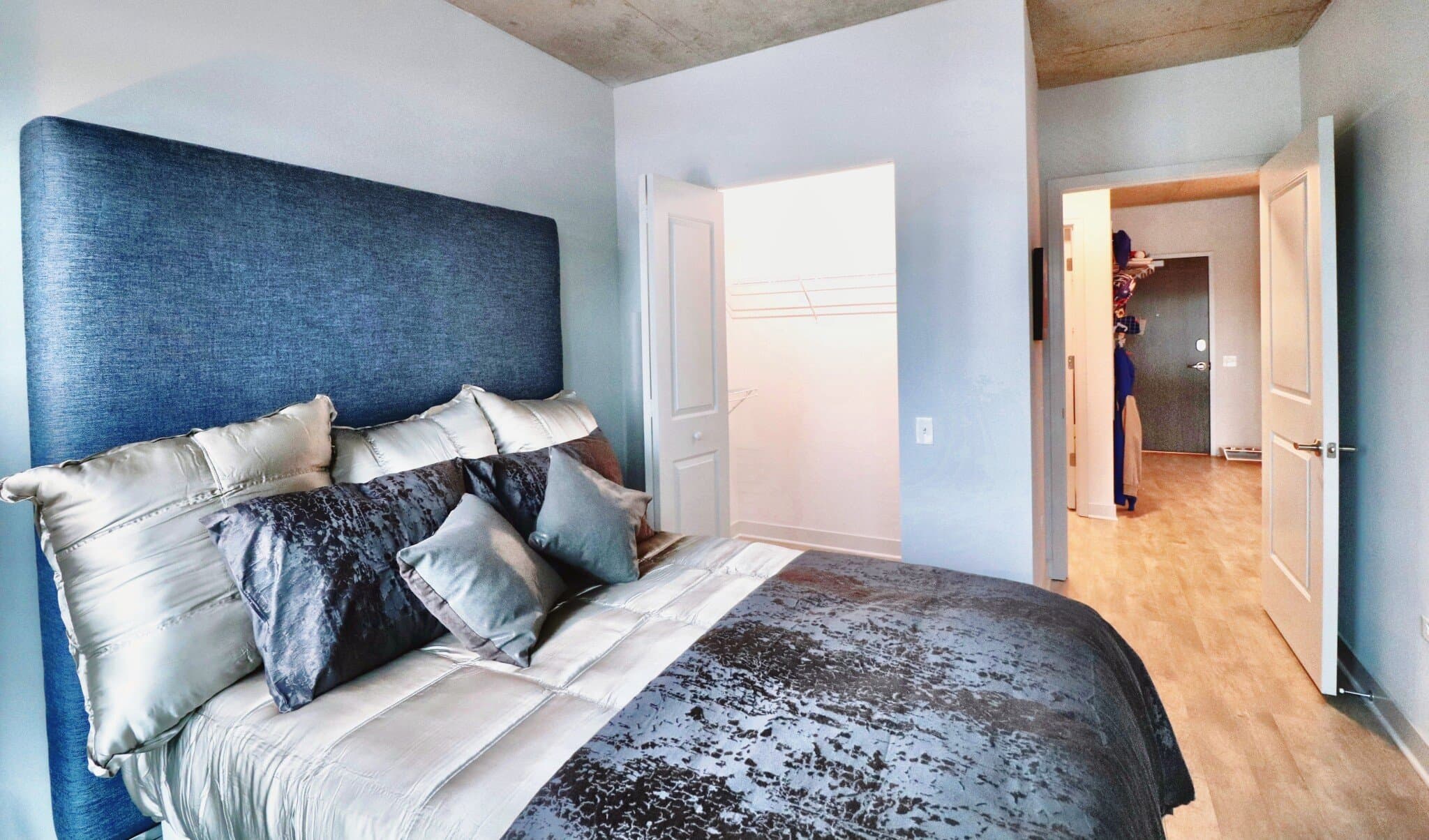 Chicago Condo: 3522 North Seminary Avenue