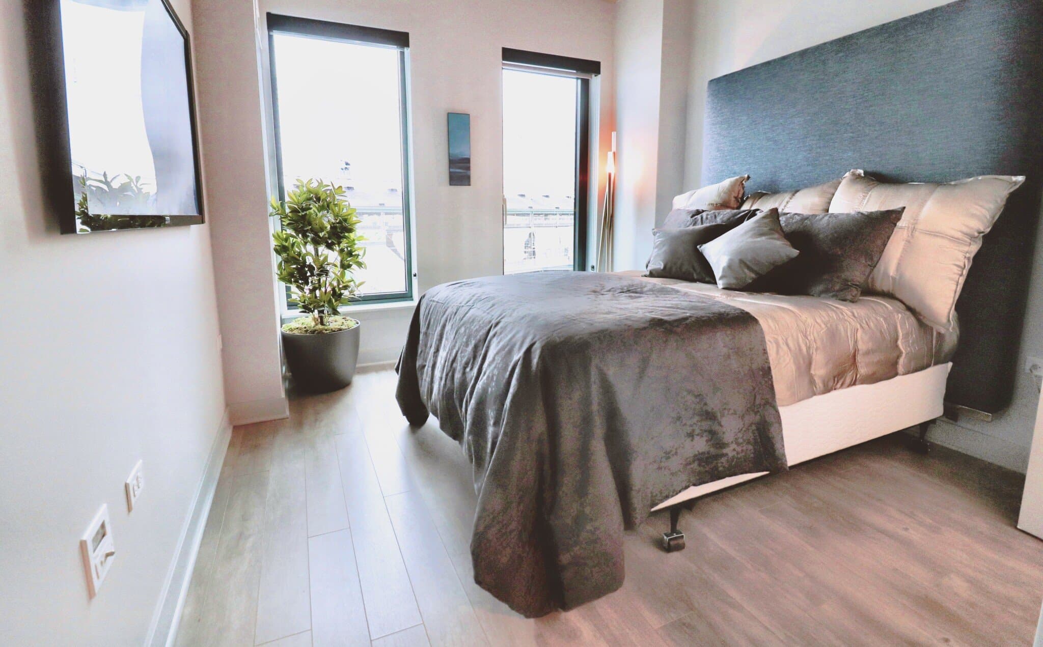 Chicago Condo: 3522 North Seminary Avenue