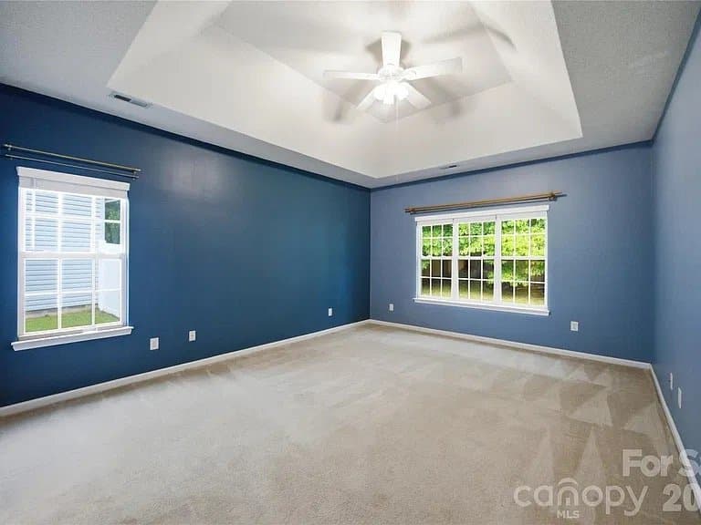 Rock Hill House: 1393 Hollythorne Dr