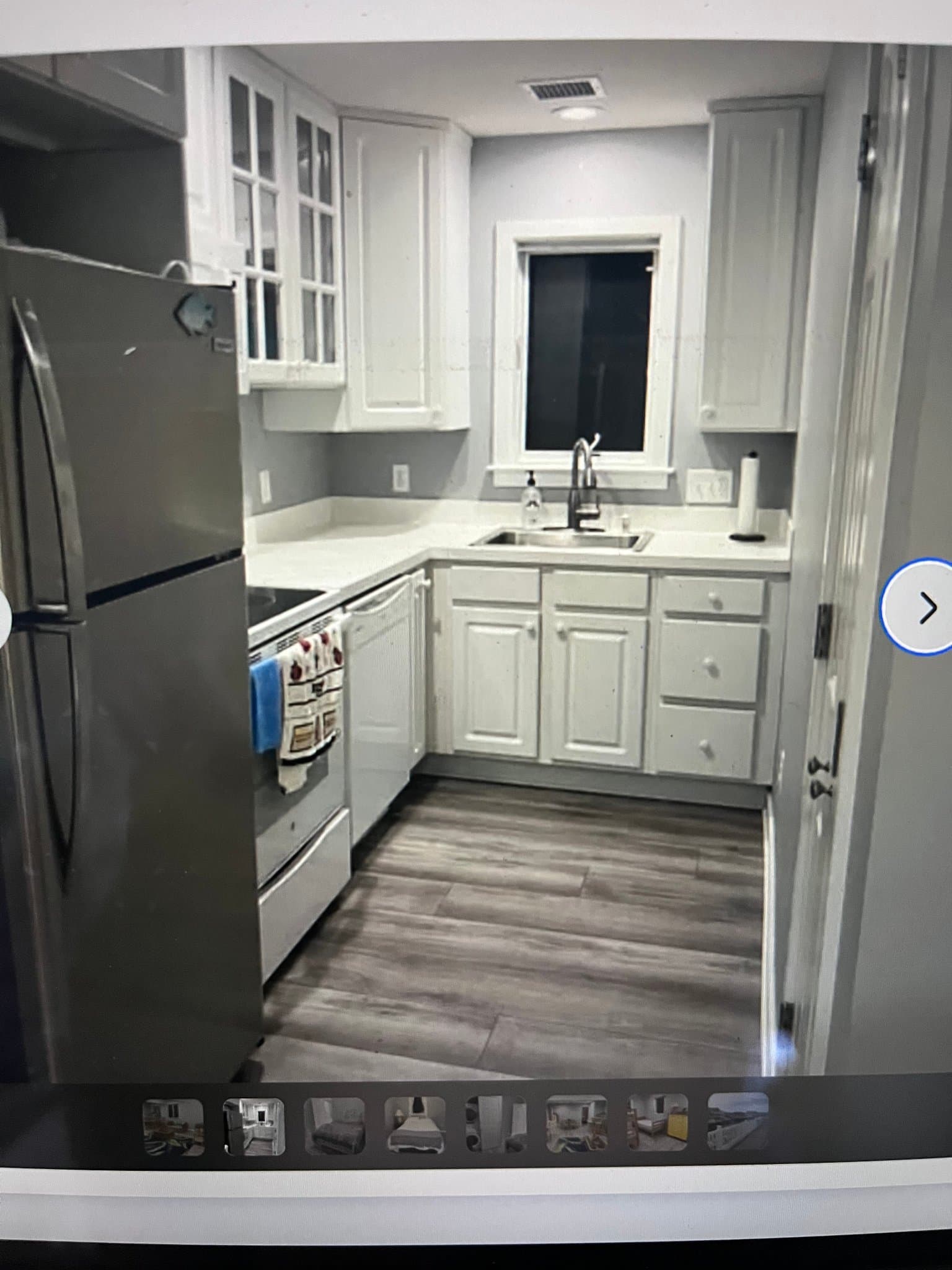 Manahawkin House: 8 Linda Rd