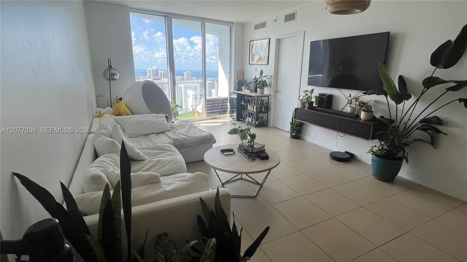 Miami Condo: 185 SW 7th St