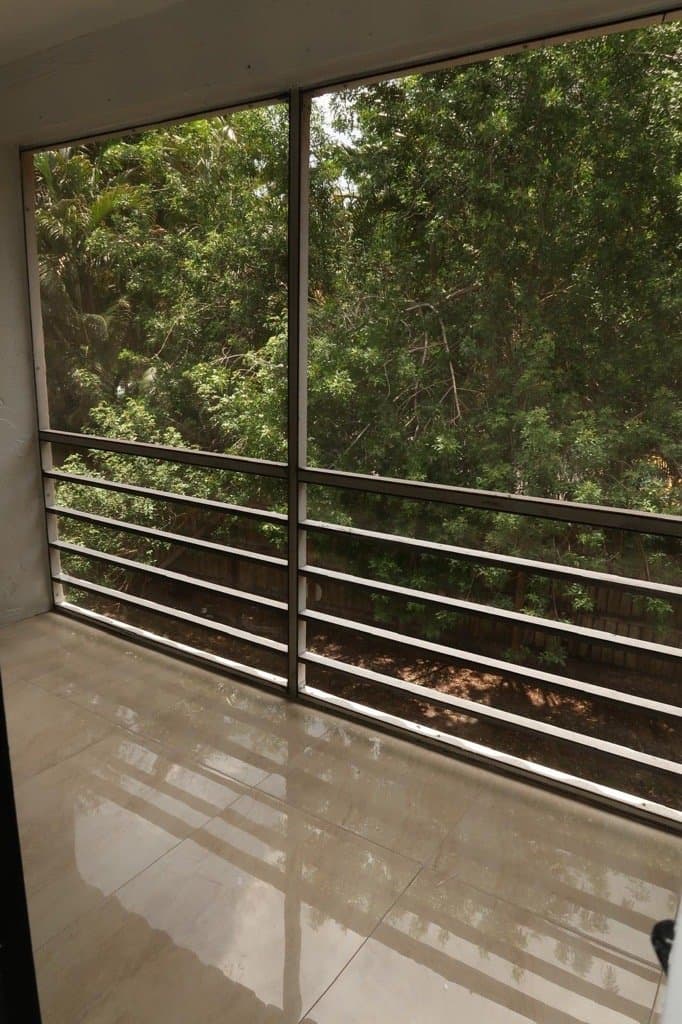 Hollywood Apartment: 7830 NW 33rd St