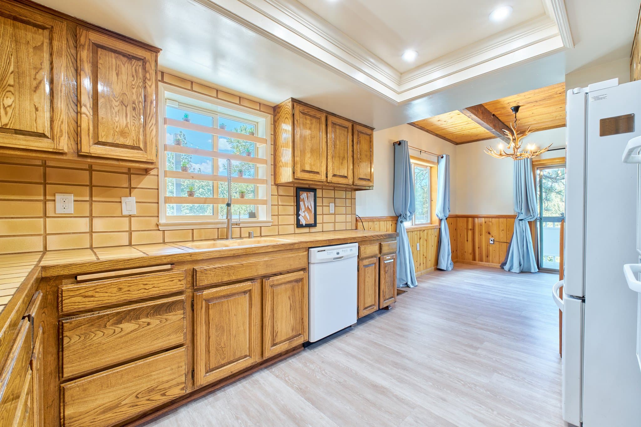 Big Bear City House: 509 Wallace Ln