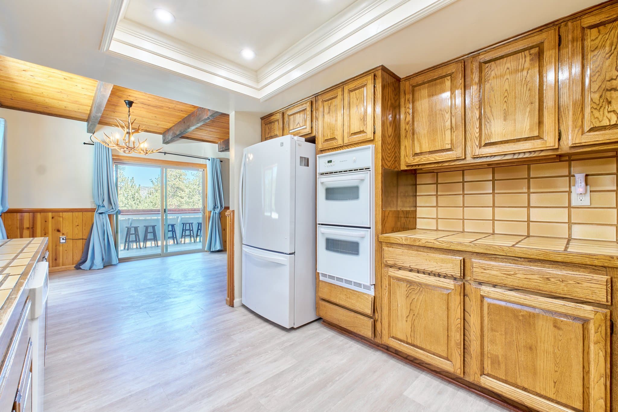 Big Bear City House: 509 Wallace Ln