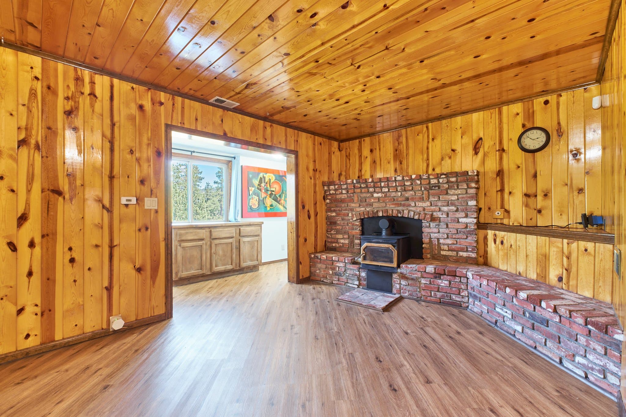 Big Bear City House: 509 Wallace Ln
