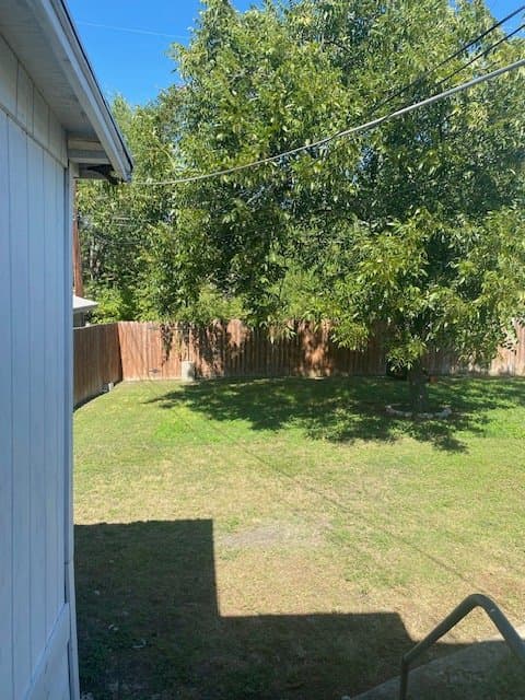 San Antonio House: 2445 Cincinnati Ave