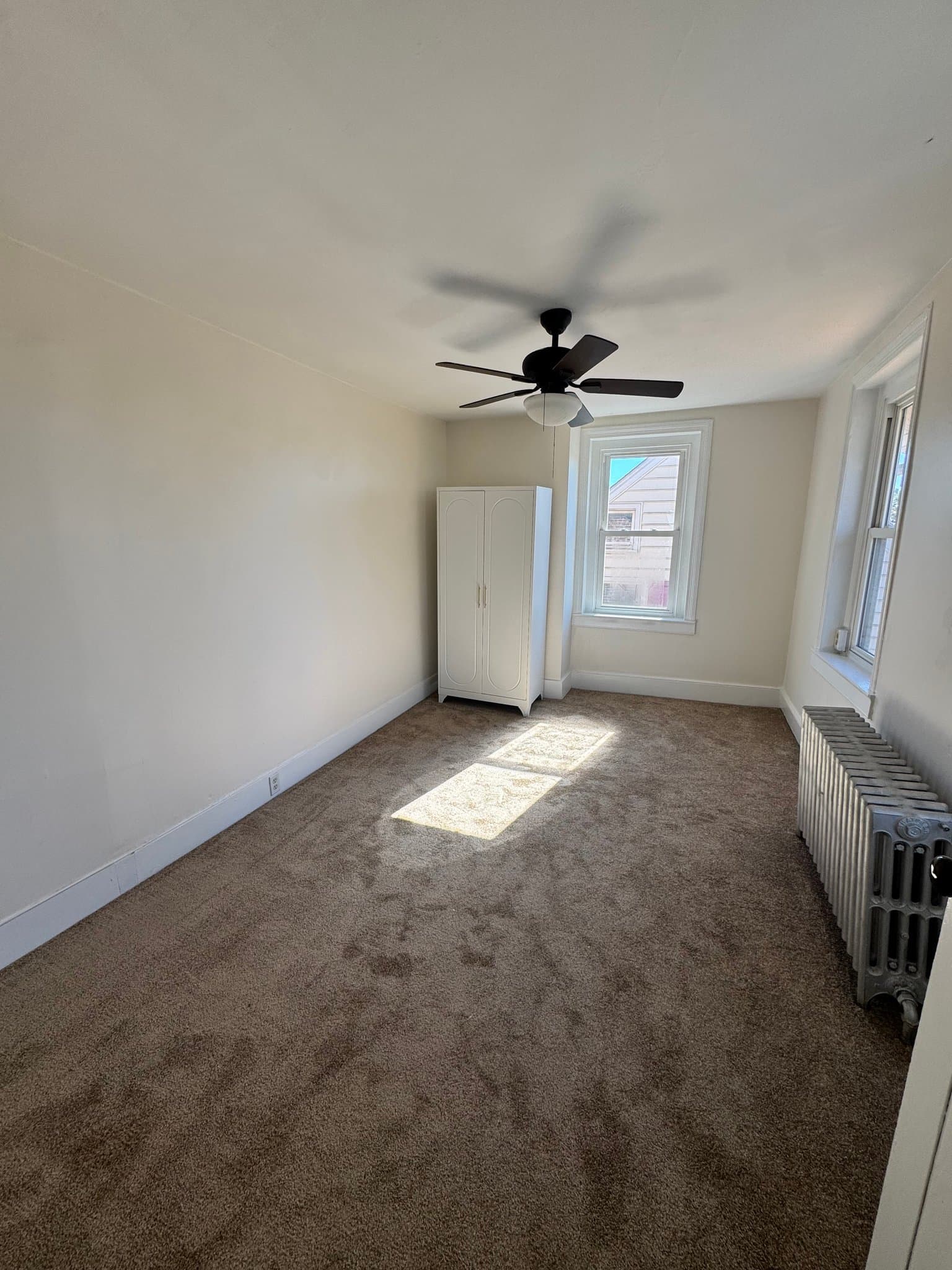 Souderton Townhome: 99 Allentown Rd