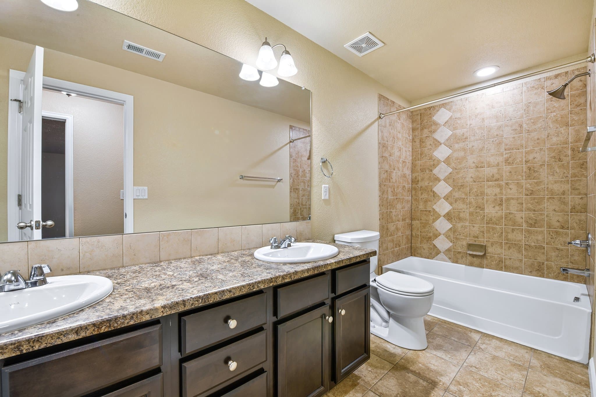 Colorado Springs House: 6470 Vickie Ln