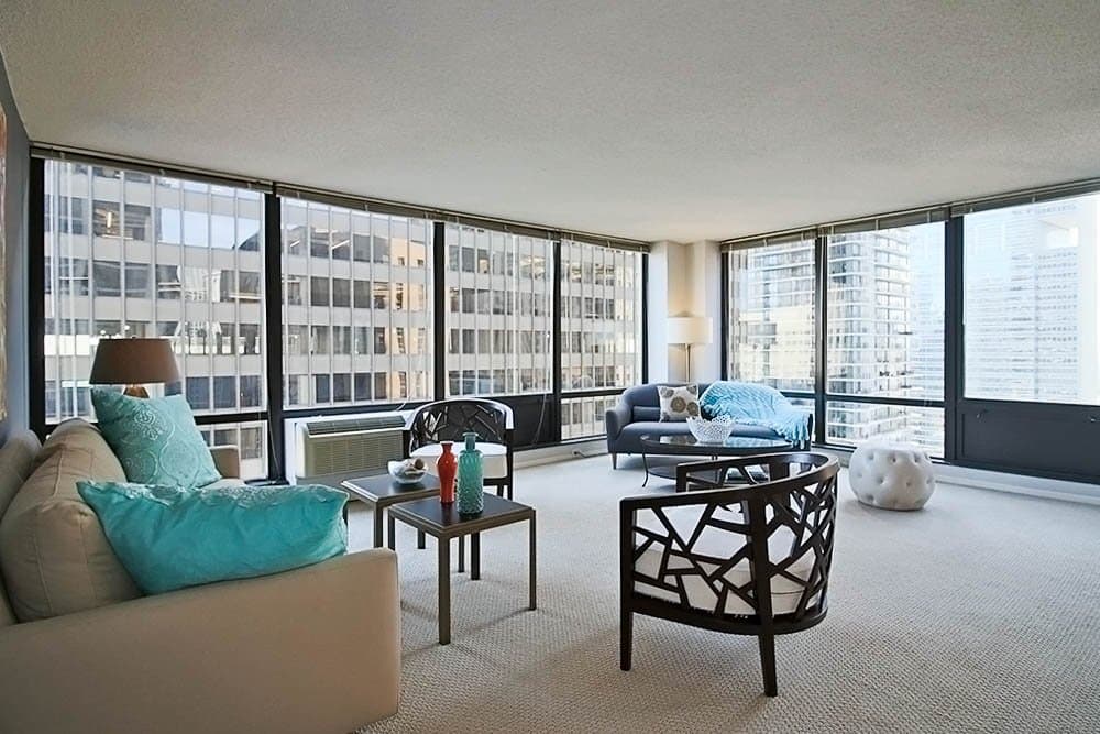 Chicago Condo: 169 North Michigan Avenue