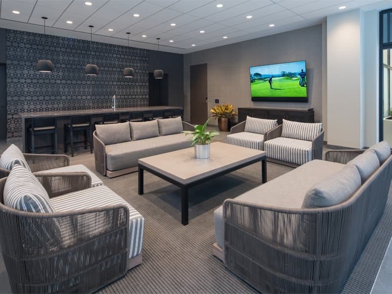 Chicago Condo: 169 North Michigan Avenue