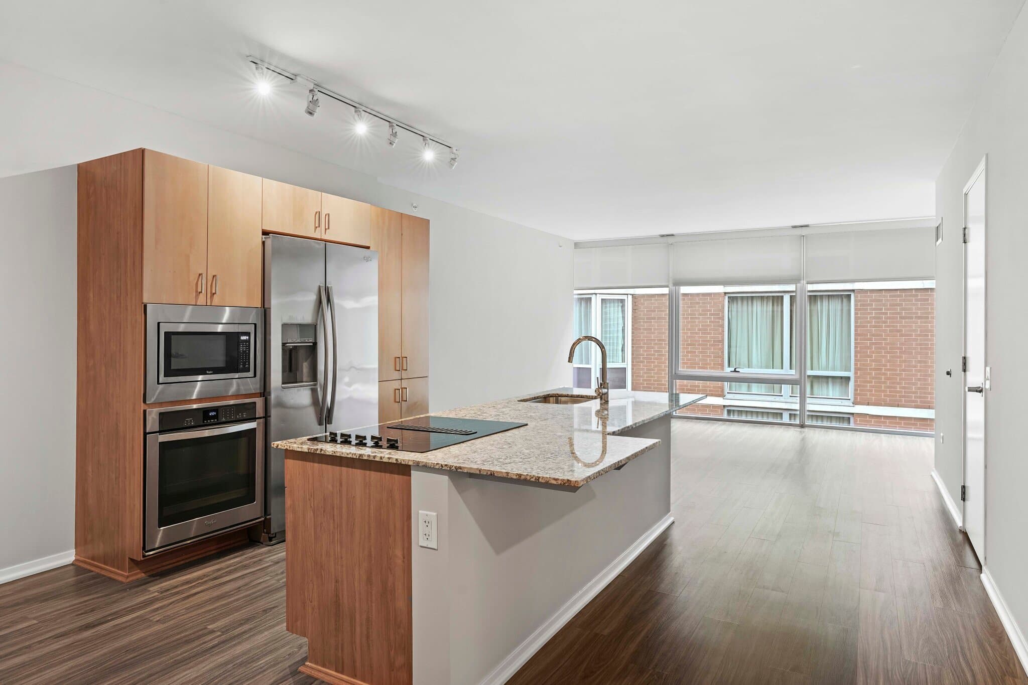 Chicago Condo: 201 E Ontario St