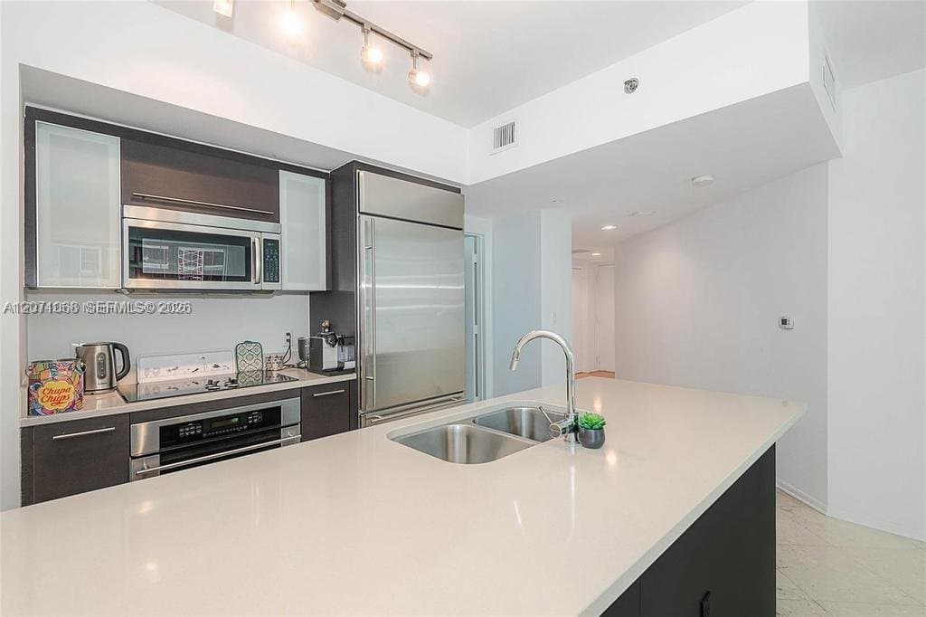 Miami Condo: 55 SE 6th St