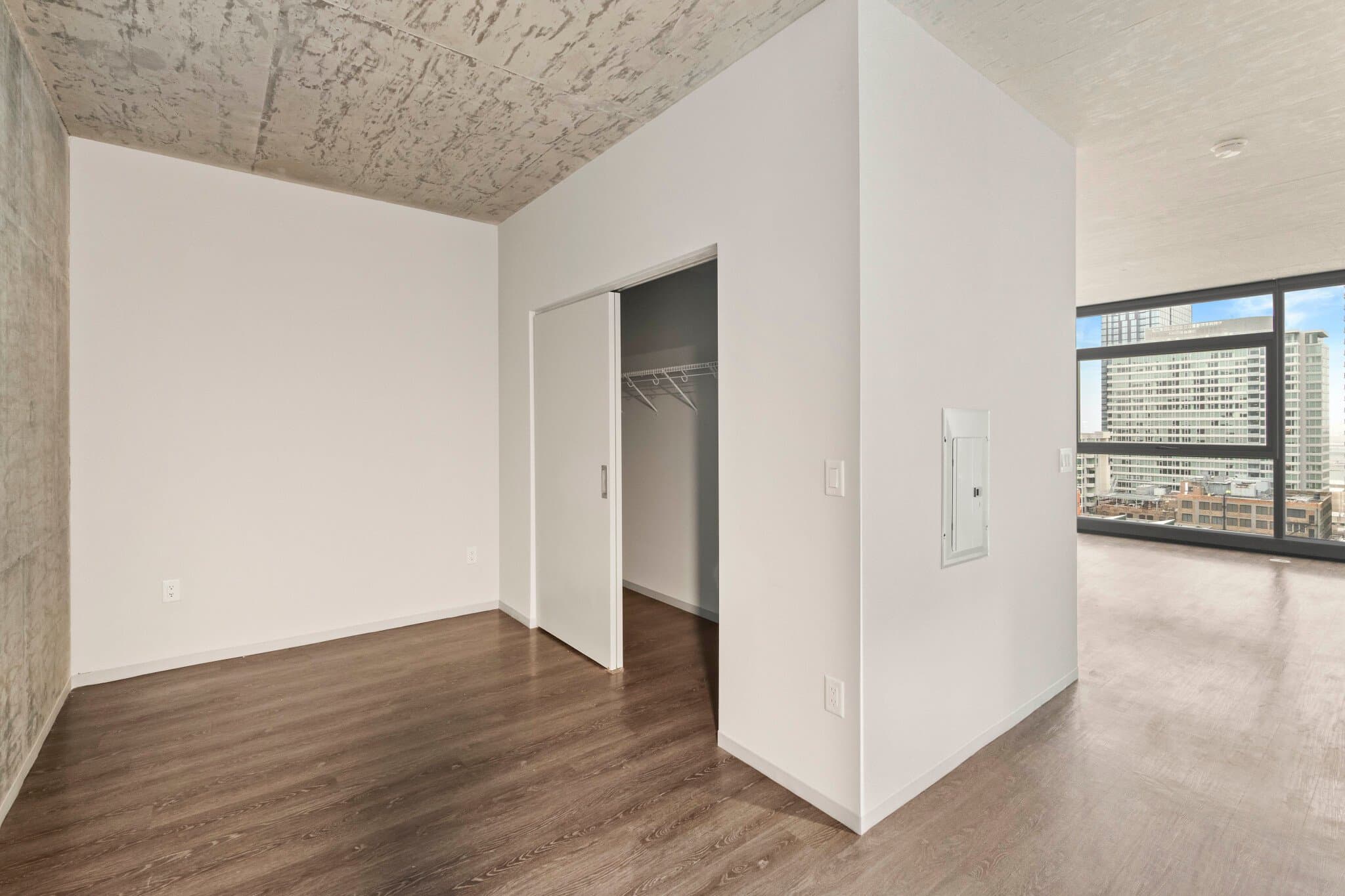 Chicago Condo: 651 S Clark St