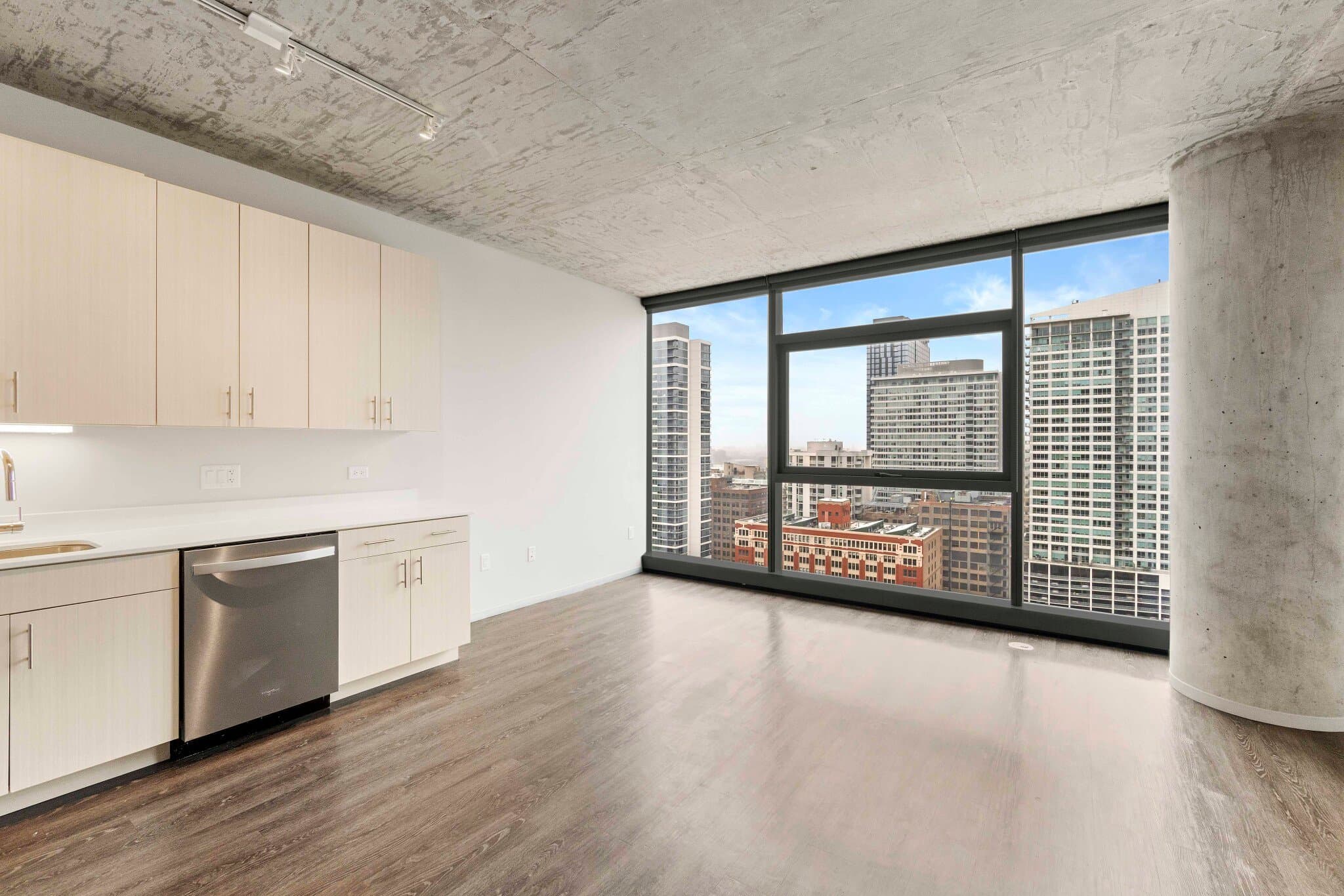 Chicago Condo: 651 S Clark St