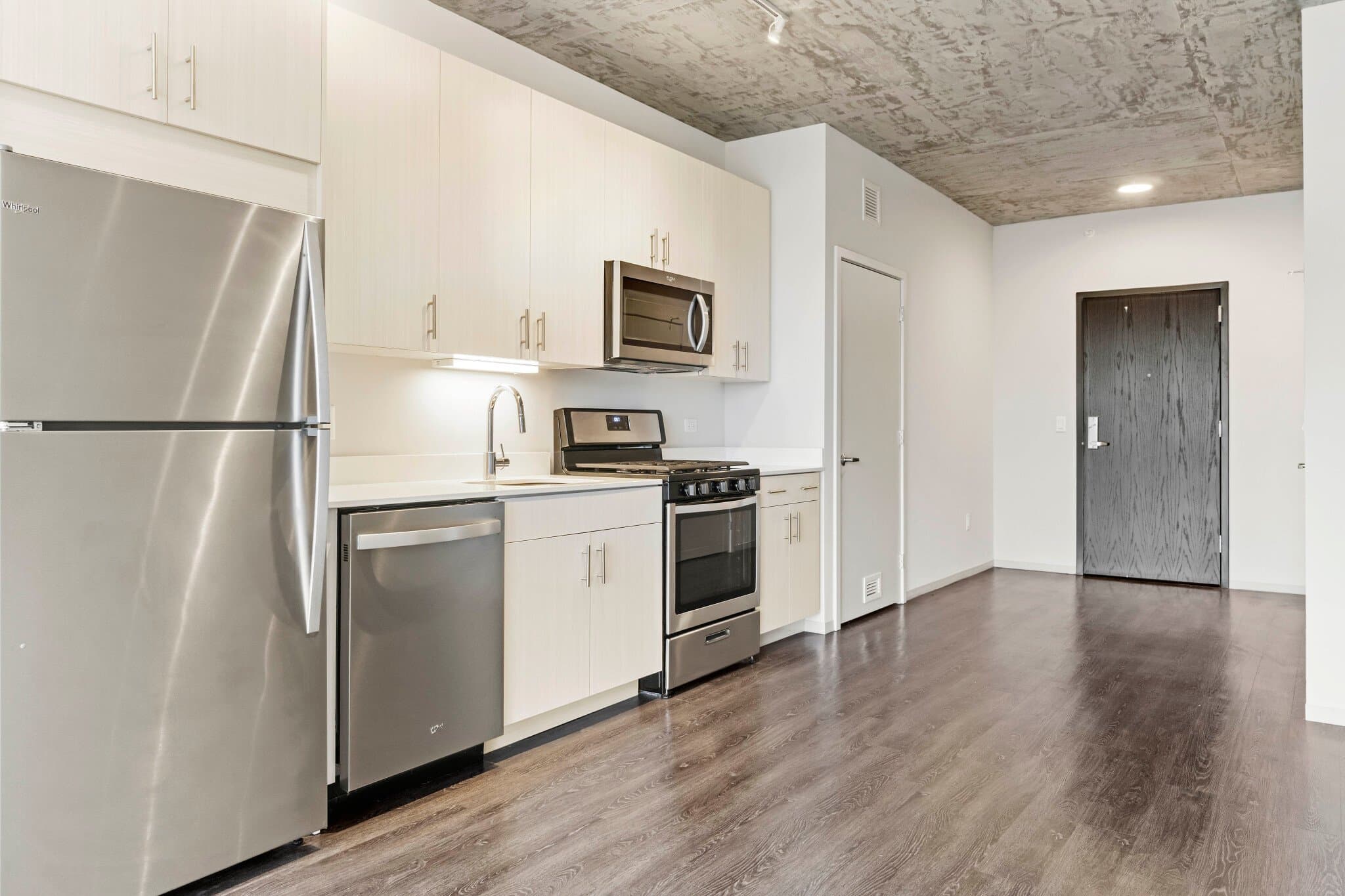 Chicago Condo: 651 S Clark St