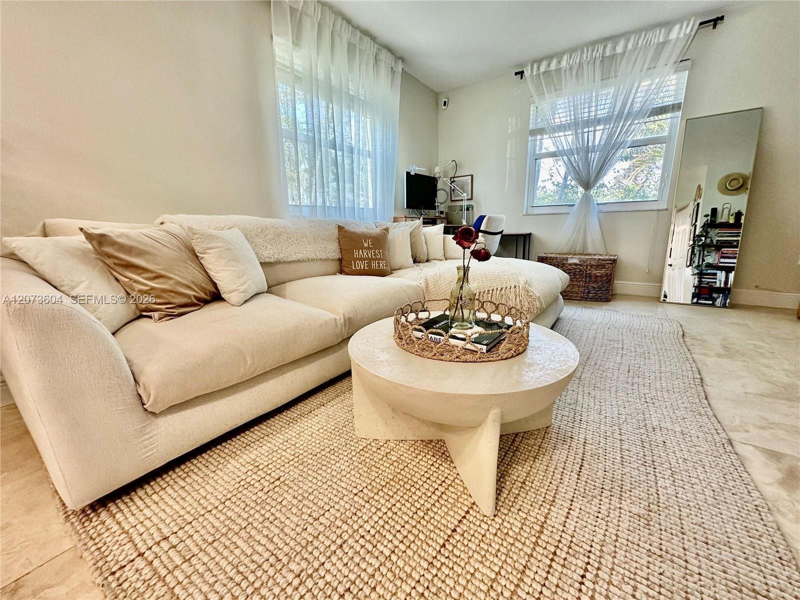 Miami Condo: 4600 SW 67th Ave