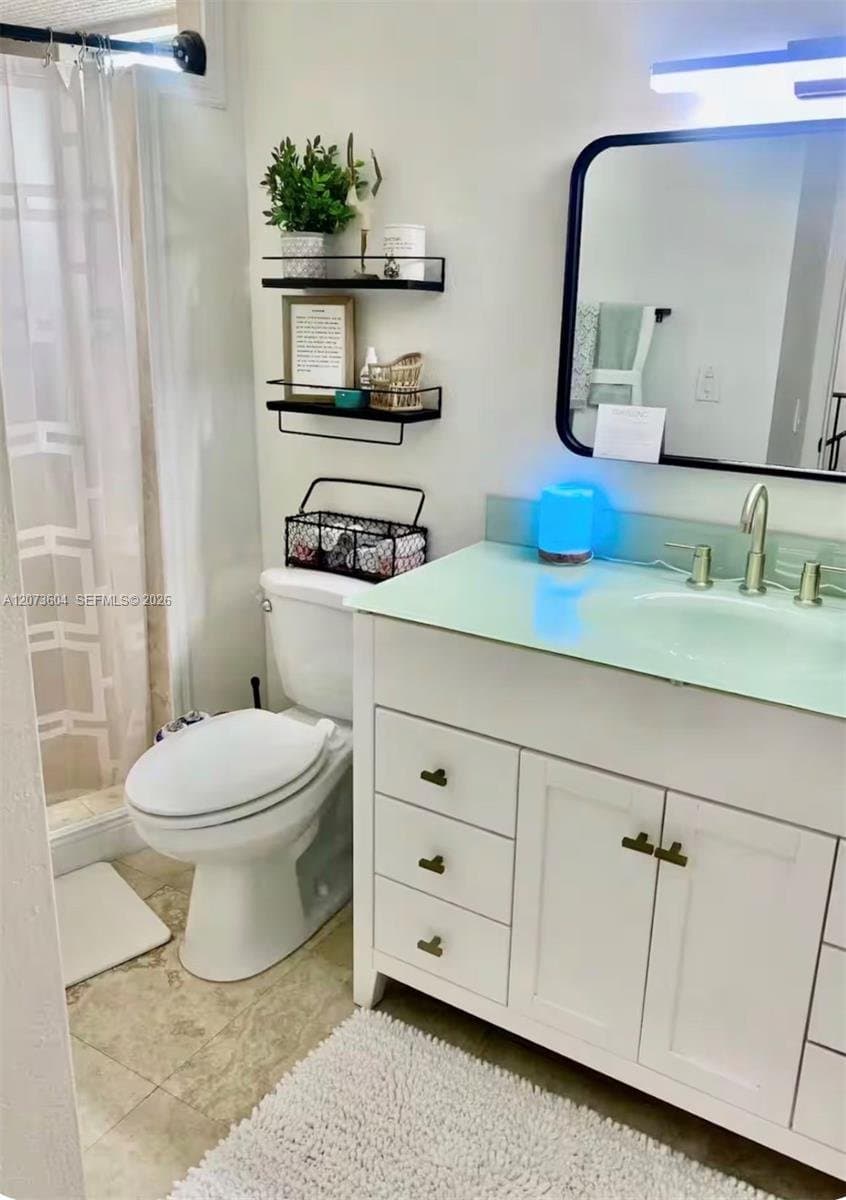 Miami Condo: 4600 SW 67th Ave