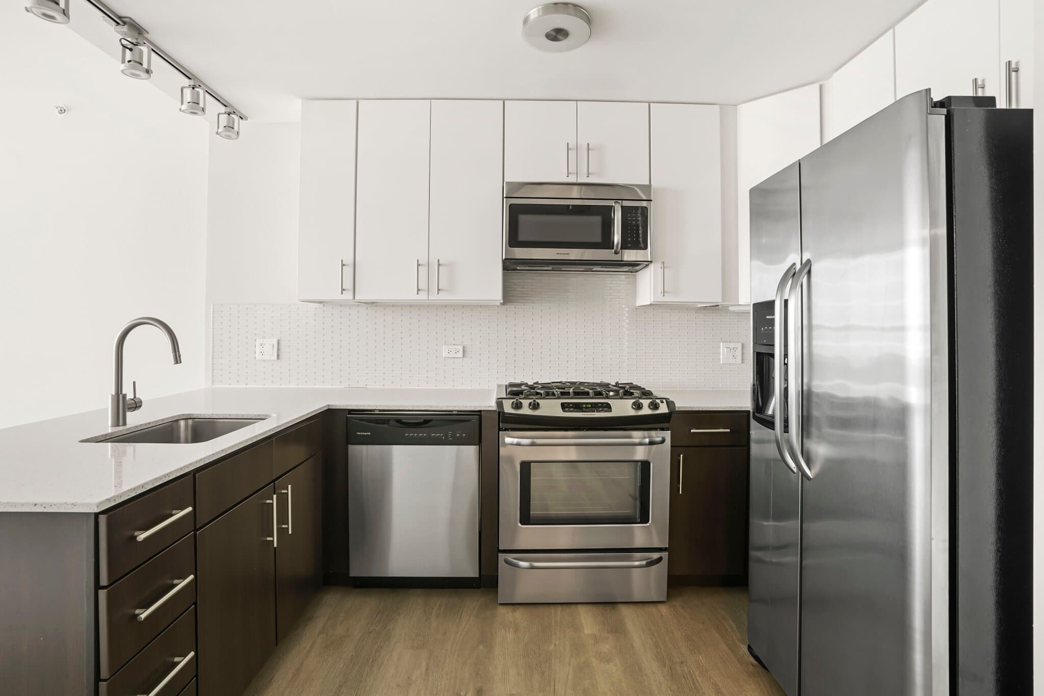 Chicago Condo: 208 South Halsted Street